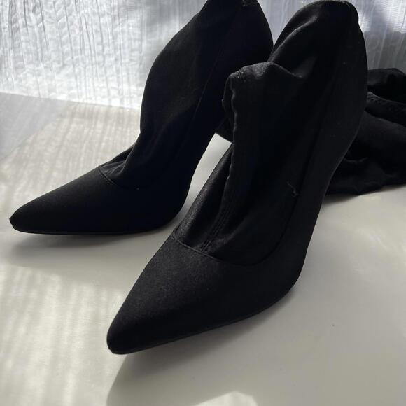 Black Thigh High, Size 7, Pointed Toe sexy high heels boots - Picture 4 of 6